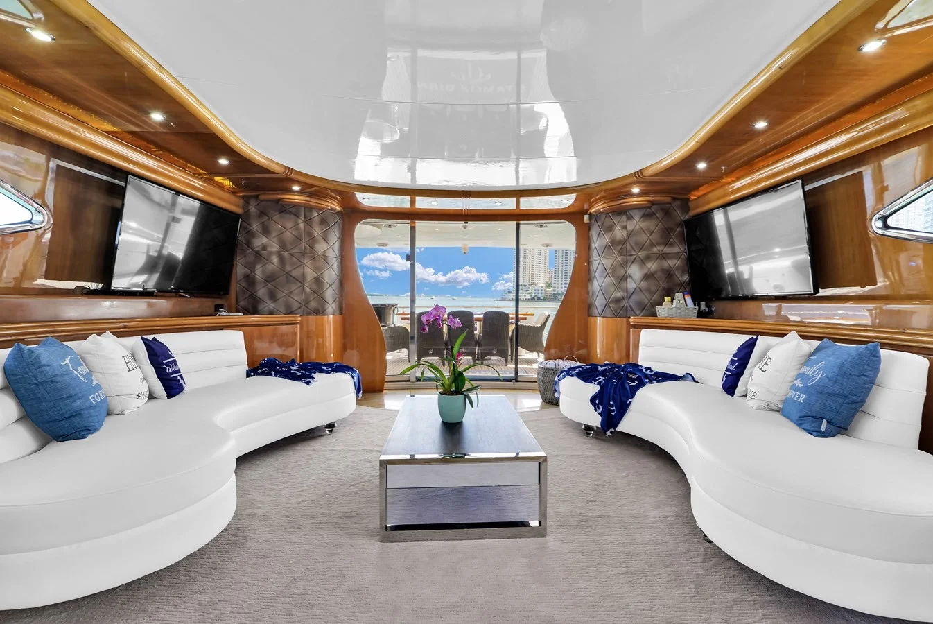 110ft Maiora Stamos Bien premium details